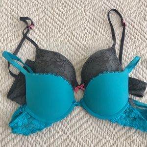 Lot of 2 cute bras: xhilaration and aerie (32A)